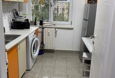 Apartament cu 2 camere decomandat în Calea București - 3