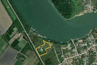 Proprietar vând 2,6 ha de teren parcelat, lângă Dunăre la Nufăru, Tulcea - 2
