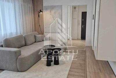 Apartament cu 3 camere, semidecomandat, zona Circumvalatiunii