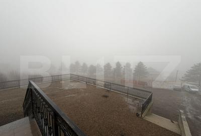 Casă cu 7 camere cu Teren 1800 Mp în Central - 14