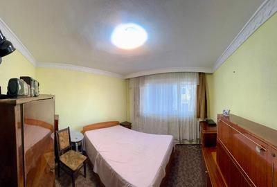 Apartament cu 3 camere in Micro 18 - 16