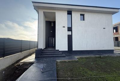 LUX | CASA | VILA INDIVIDUALA | CURTE | PROPRIETAR | TUNARI - 26