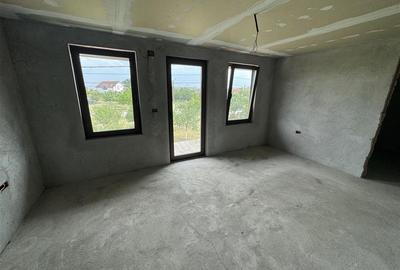 Casă individuală cu 6 camere cu Canalizare în Aradul Nou - 11