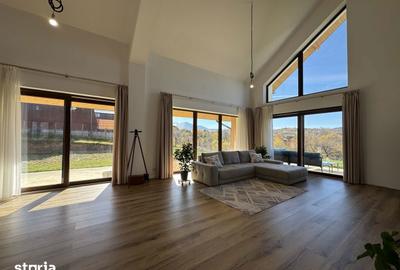 Casă cu 4 camere cu Teren 2481 Mp în Bran - 6