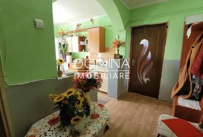 Apartament cu 2 camere decomandat în 9 Mai - 10
