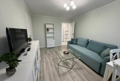 Apartament cu 3 camere în P-ța Victoriei