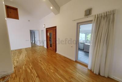 Vilă cu piscina langa British School - 14