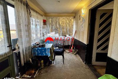 Casă cu 3 camere decomandat cu Teren 1554 Mp în Poiana - 6