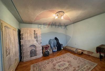 Casa cu 10 camere - ideala pentru pensiune, gradinita sau pt. locuit - 24