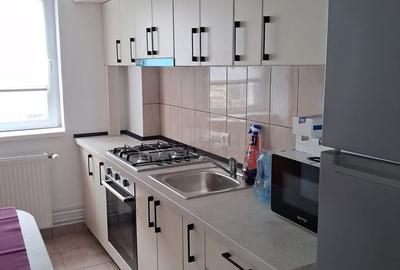 Garsonieră decomandată în Central - 1