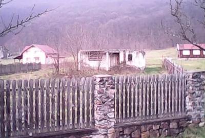 Teren de 5700 mp, în Vadu Crișului