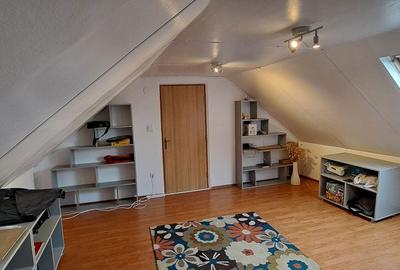 Apartament cu 4 camere decomandat în Contactoare - 9