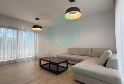 Penthouse cu 4 camere decomandat, mobilat în Ștefan cel Mare