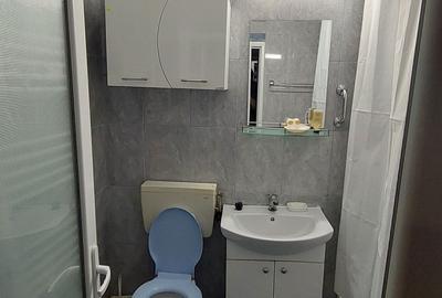 Garsonieră decomandată în Central