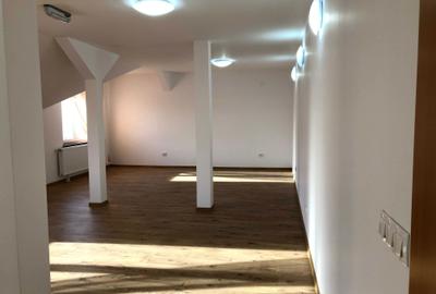 Spațiu comercial, de 50 mp, în Republicii - 5