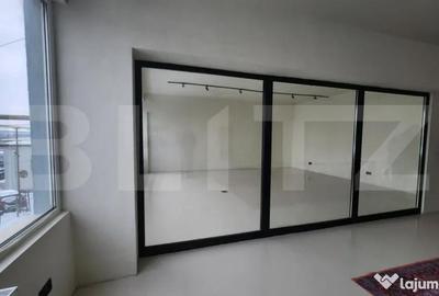 Spațiu comercial, de 120 mp, în Central - 2