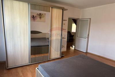 Casă cu 5 camere cu Garaj în Ciritei - 12