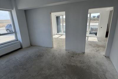 Apartament cu 3 camere în Central - 3