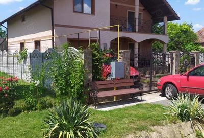 Casa parter+ mansarda - 2