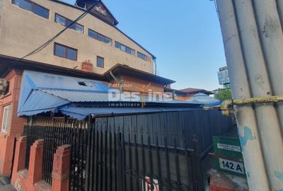 Casă cu 4 camere cu Canalizare în Cotroceni - 3