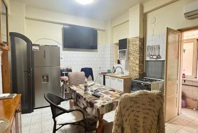 Calea Victoriei-Magheru, 5 camere de vanzare, 176 mp, etajul 1/5, fara risc Calea Victoriei-Magheru, 5 camere de vanzare, 176 mp, etajul 1/5, fara risc - 6