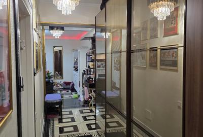 Vanzare Apartament cu 3 Cam | Mobilat / Utilat LUX - 2 Bai | 2 Loc Parcare | Box - 12