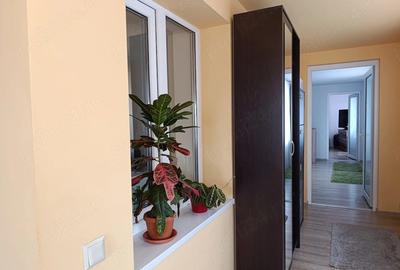 Casă cu 3 camere cu Teren 687 Mp în Teiu - 1