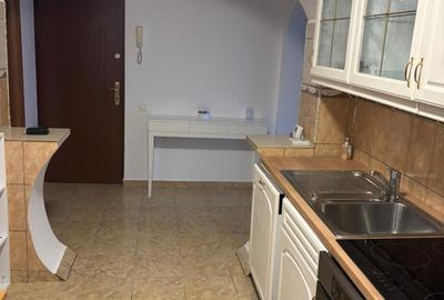Apartament cu 4 camere semidecomandat, mobilat în Rahova - 12