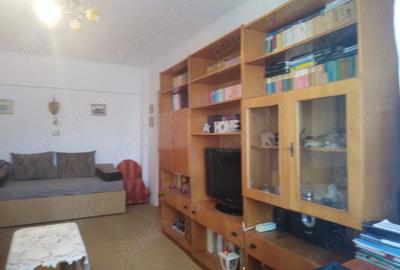 Inchiriez apartament 2 camere, sector 4 - 2