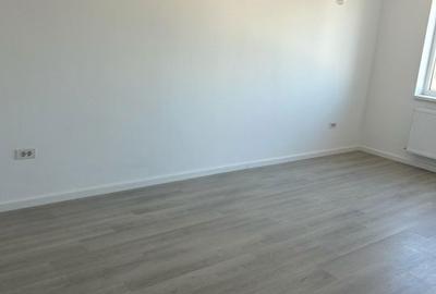 Apartament cu 3 camere în Central - 3
