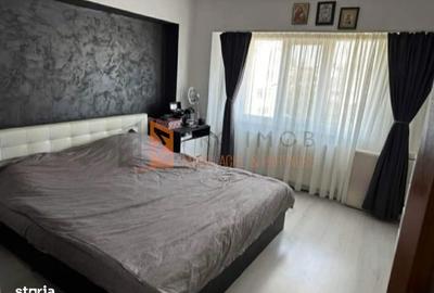 Apartament cu 3 camere decomandat în Lacu - 4
