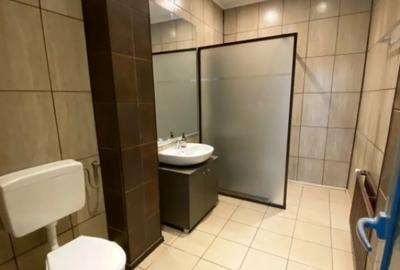 Casă cu 7 camere cu Canalizare în Pache Protopopescu - 6