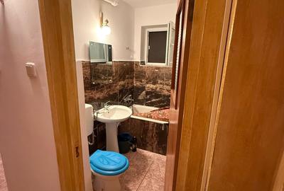 Apartament cu 2 camere semidecomandat, mobilat în City Park Mall - 12