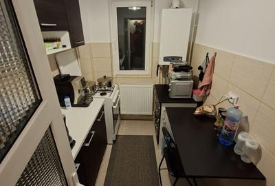 Apartament cu 2 camere, etaj 2/4, zona Alexandru cel Bun - 4