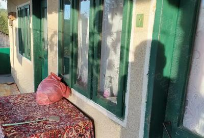 Casă cu 4 camere în Crainici - 1