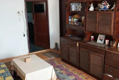 Inchiriez locuinta Novaci Gorj - 1