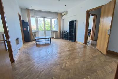 Apartament cu 4 camere semidecomandat în P-ța Romană - 9