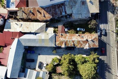 Teren de 1447 mp, în Central