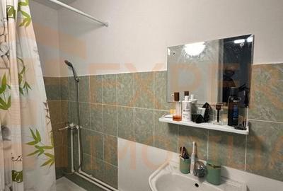 Casă cu 4 camere cu Teren 413 Mp în Brătianu