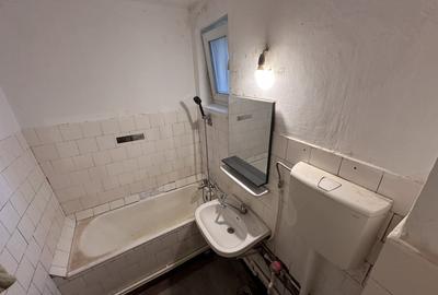 Apartament cu 3 camere semidecomandat, mobilat în Rovine - 7