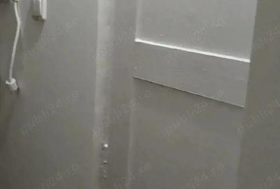 Vand Garsoniera etaj 1 - 3