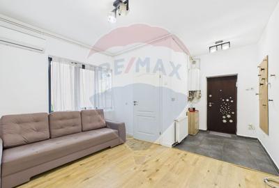 Casa / Vila cocheta cu 3 camere - de vanzare - zona Basarab - 1