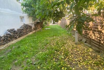 Casă cu 4 camere cu Teren 200 Mp în Central