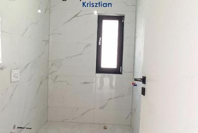 Casă cu 7 camere cu Teren 420 Mp în Odoreu - 10