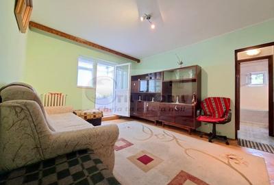 Liber de vanzare apartament 3 camere Baza 3, etaj intermediar - 3