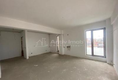 Apartament cu 2 camere semidecomandat în Aviației