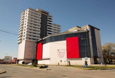 Apartament cu 3 camere în Central - 2