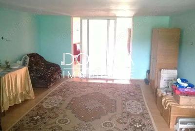 Casă cu 2 camere cu Teren 3200 Mp în Logrești - 3
