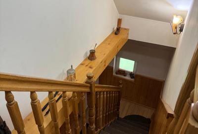 Casă cu 7 camere cu Canalizare în Moieciu de Jos - 20