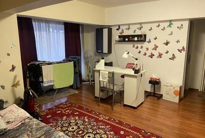 Apartament cu 2 camere semidecomandat în Sud - 1